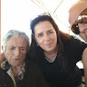 Meet your Posher, Kostas